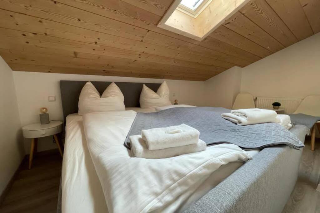 Gemuetliche Ferienwohnung Im Dg Am Tegernsee - Bergblick, Ruhe & Ganz Viel Platz Bad Wiessee Buitenkant foto
