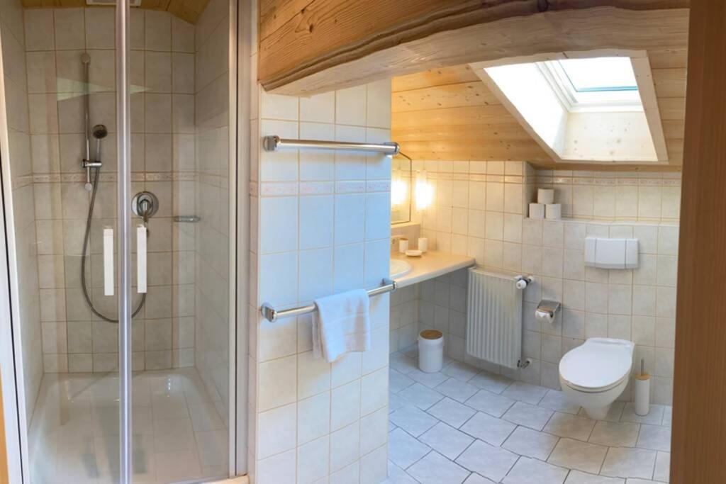 Gemuetliche Ferienwohnung Im Dg Am Tegernsee - Bergblick, Ruhe & Ganz Viel Platz Bad Wiessee Buitenkant foto