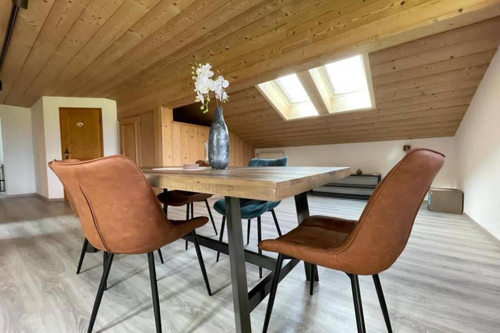 Gemuetliche Ferienwohnung Im Dg Am Tegernsee - Bergblick, Ruhe & Ganz Viel Platz Bad Wiessee Buitenkant foto
