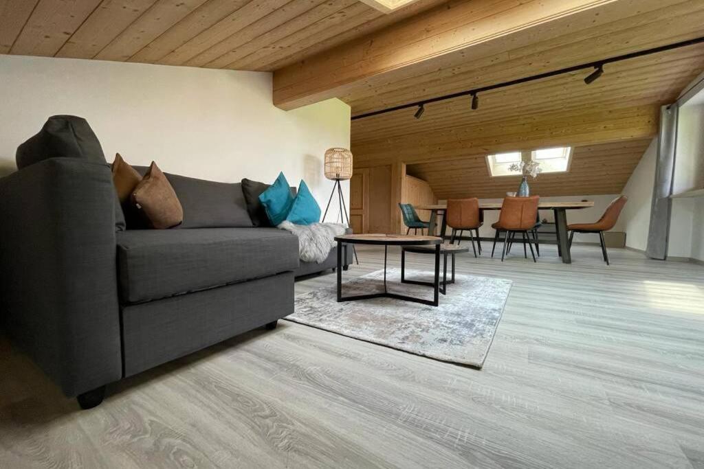 Gemuetliche Ferienwohnung Im Dg Am Tegernsee - Bergblick, Ruhe & Ganz Viel Platz Bad Wiessee Buitenkant foto